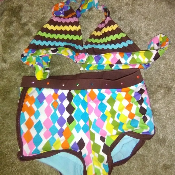 2 GIRLS BIKINI BATHING SUITS SIZE 5 & 6 - Picture 3 of 4